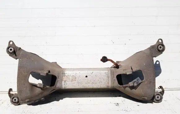 Peugeot 407 Rear subframe 