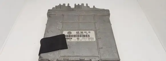 Audi A4 S4 B5 8D Engine control unit/module 028906021GS 0281001738