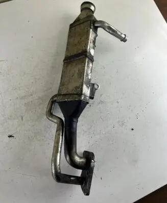 Jeep Grand Cherokee (WK) EGR valve cooler 16421400175