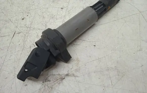BMW X1 E84 High voltage ignition coil 0221504100
