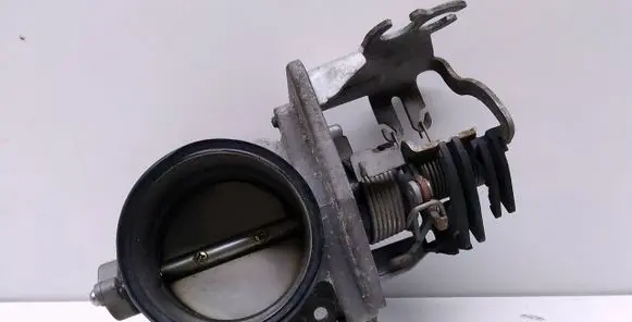 BMW 5 E39 Throttle valve 1433237 3696