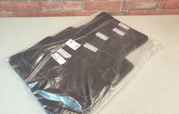 BMW 5 G30 G31 G38 Front floor mat 7419494 8090555