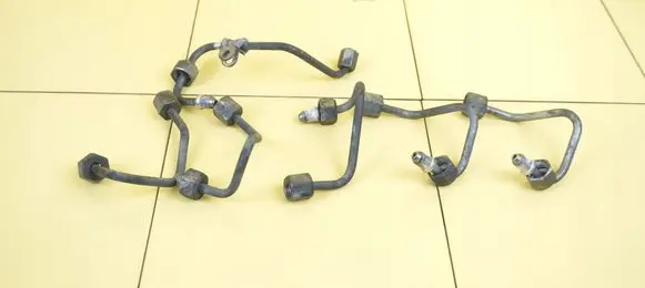 Volkswagen Crafter Fuel injector supply line/pipe CEB