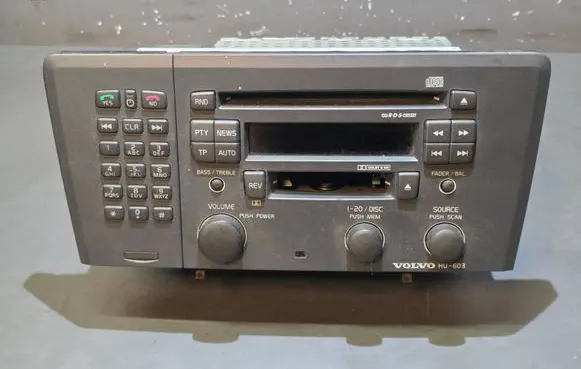 Volvo XC70 Radio/CD/DVD/GPS head unit 86511521