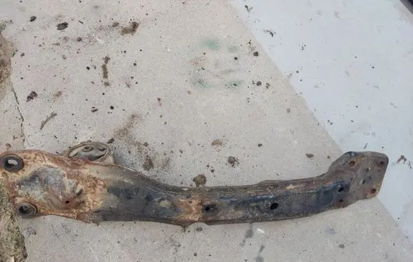 Nissan X-Trail T30 Front subframe