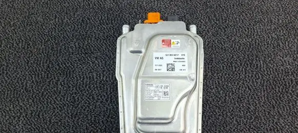 Porsche Taycan 9J1 Auxiliary heating control unit/module 9J1963507F 122R000550 10R068485
