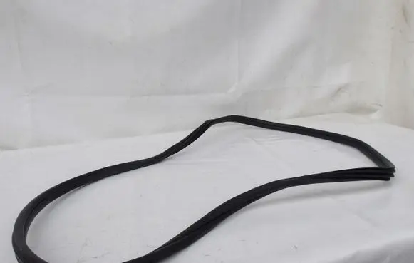 BMW 1 F20 F21 Rubber seal loading door 7240834LC