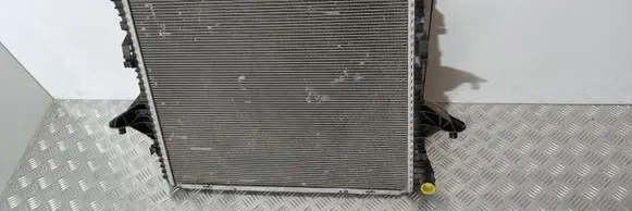 Volkswagen Amarok Coolant radiator
