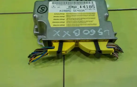 Mercedes-Benz B W245 Airbag control unit/module A1698204185