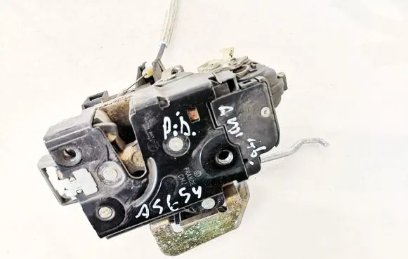 Audi A6 S6 C5 4B Front door lock 4b1837016b