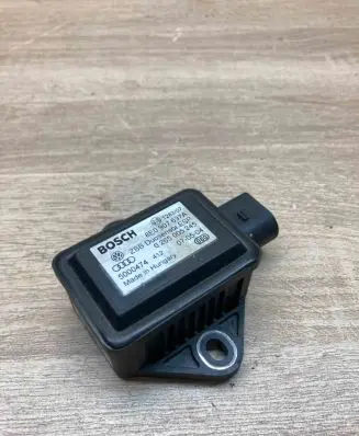Audi A4 S4 B6 8E 8H ESP acceleration yaw rate sensor 8E0907637A 0265005245