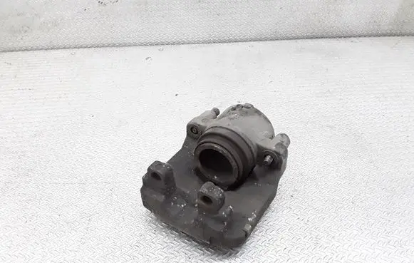 BMW 5 E39 Front brake caliper