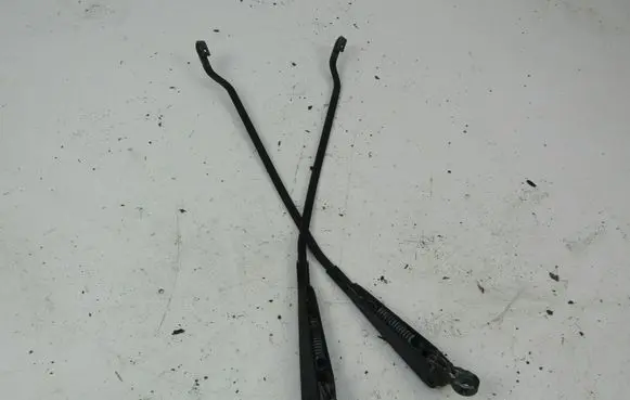 Opel Astra G Front wiper blade arm 