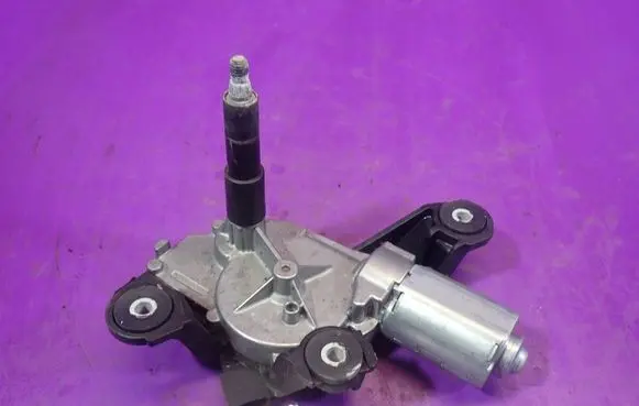 Renault Megane III Rear window wiper motor