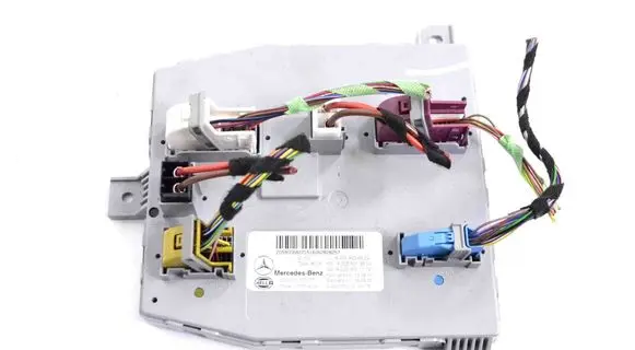 Mercedes-Benz C W205 Central body control module A2229021112 A2059013904