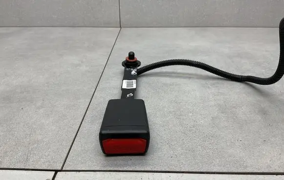 Hyundai i40 Front seatbelt buckle 888303Z000RY