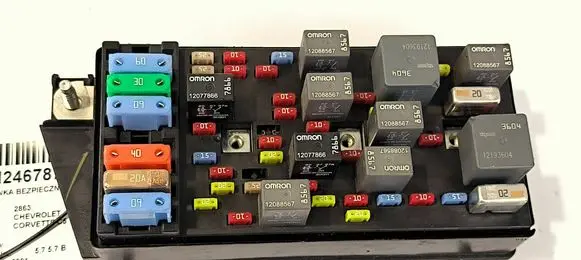 Chevrolet Corvette C5 Fuse box set 10443148