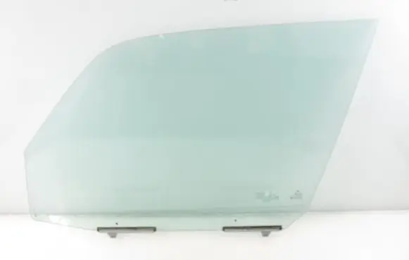 Mitsubishi Pajero Pinin Front door window glass four-door 