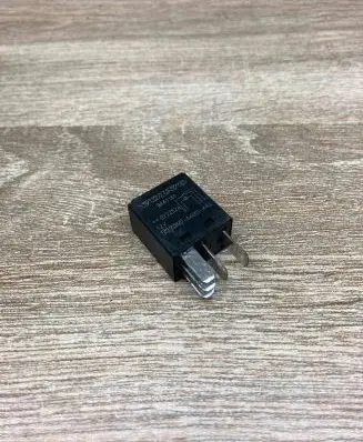 Volvo V50 Other relay 9441161