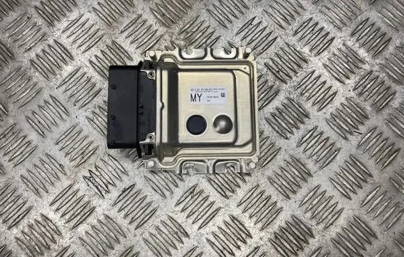 Mercedes-Benz X-class W470 Combustion control unit/module 237305XA1A 0281033883