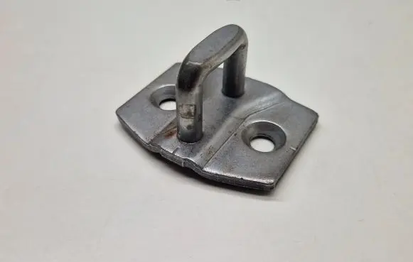 BMW 5 F10 F11 Front door lock loop/hook striker 7312545