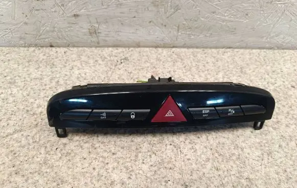 Peugeot RCZ A set of switches 03069070 9659214977 706310