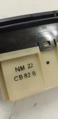 Mazda Premacy Climate control unit CB82B NM22