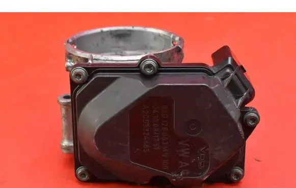Seat Ibiza IV (6J,6P) Throttle body valve 03G128063M