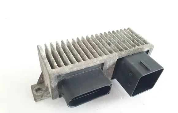 Opel Vivaro Glow plug pre-heat relay 8200558438