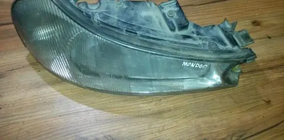 Ford Mondeo MK II Headlight/headlamp 0301098204 1305235323