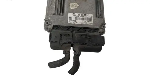 Volkswagen Golf V Engine control unit/module 03G906021QJ 03G906021AB 0281014064