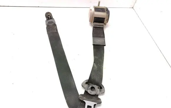 Opel Vectra B Front seatbelt 90462770 044082