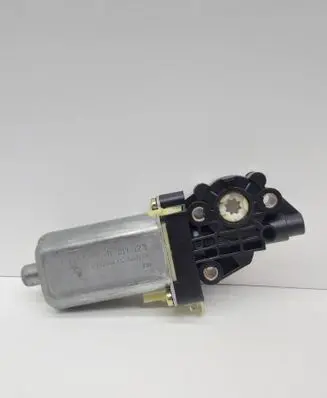 BMW 7 E65 E66 Rear door curtain motor 51168381523