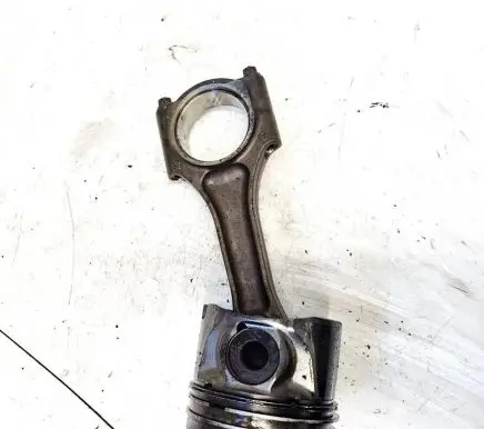 Piston with connecting rod