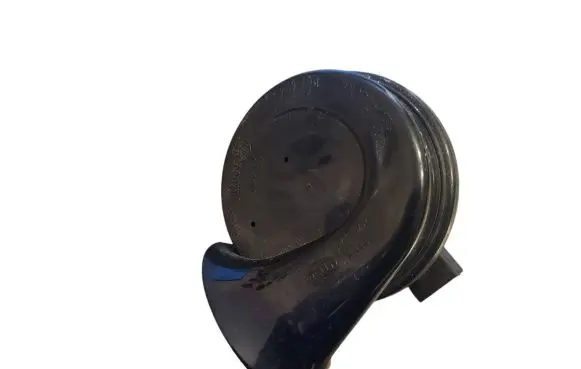 Audi A8 S8 D2 4D Horn signal 8E0951221