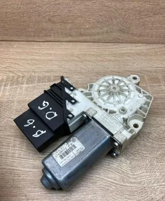 Volkswagen PASSAT B6 Rear door window regulator motor 1K0959704P USED