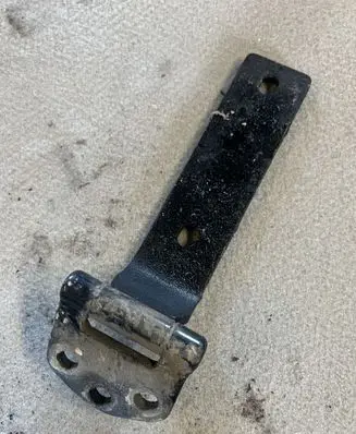 Hyundai Galloper Tailgate/trunk/boot hinge