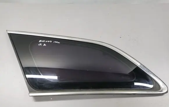 Toyota Avensis T270 Rear side window