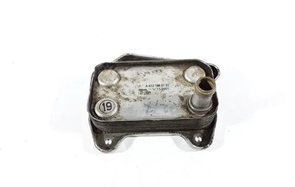 Jeep Grand Cherokee (WJ) Oil filter mounting bracket A6121880101 1612027