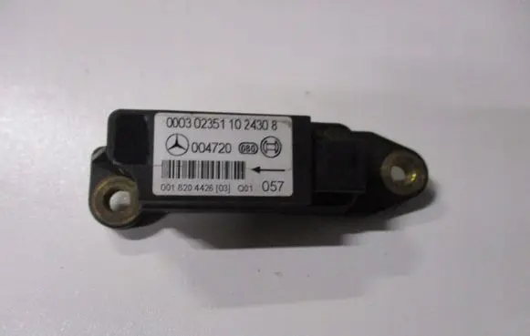BMW 2 Active Tourer U06 Airbag deployment crash/impact sensor 0018204426