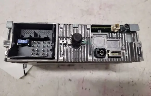 Peugeot 208 I Radio/CD/DVD/GPS head unit 9805493880