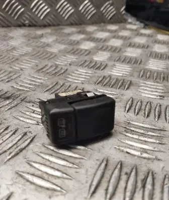 Volvo 850 Windscreen/window heater switch 8128263