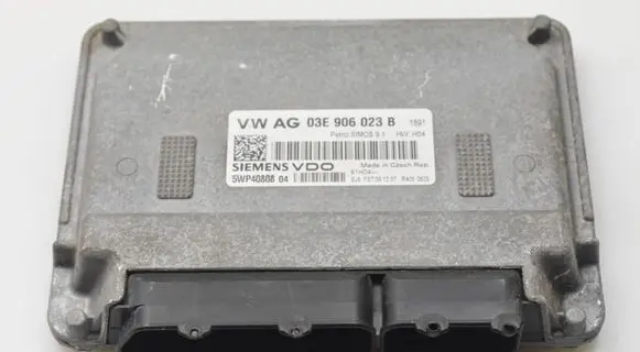 Skoda Fabia Mk2 (5J) Engine control unit/module 03E906023B