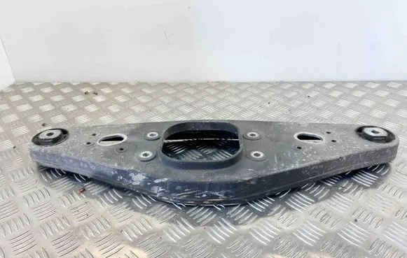 Mercedes-Benz SL R230 Rear differential/diff mount bracket A2303521806 2303521806