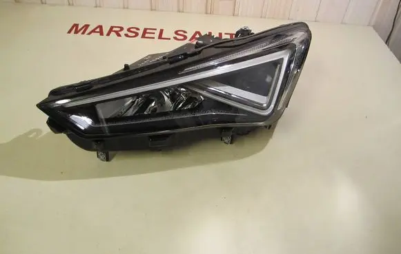 Seat Tarraco Headlight/headlamp 5FJ941007H 90143460 011D02A00