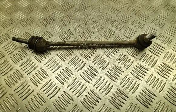 Front lower control arm/wishbone