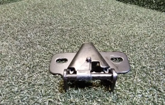 Rear door exterior handle/bracket