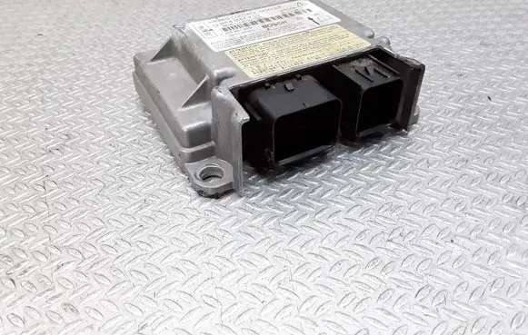 Mazda 3 I Airbag control unit/module BP4M57K30 0285001553