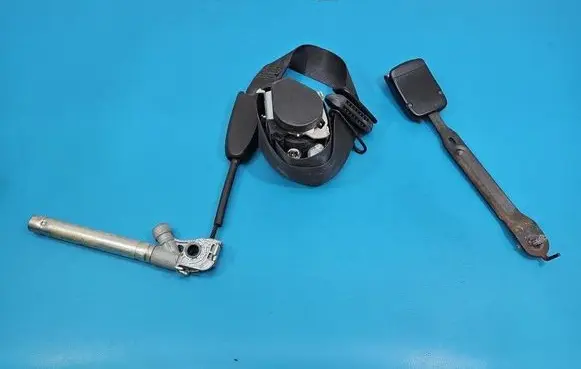 Renault Megane III Front seatbelt IMPRK1558489
