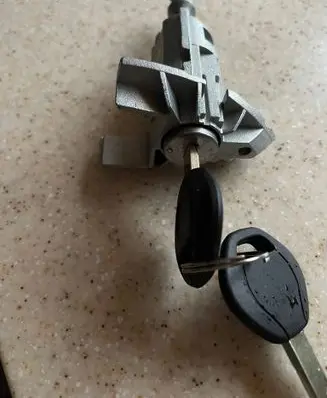 BMW X5 E53 Coupe door lock (next to the handle) 